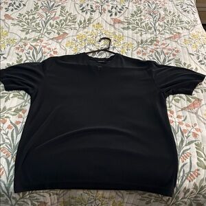 Claiborne Men's Black Short Sleeve Tee